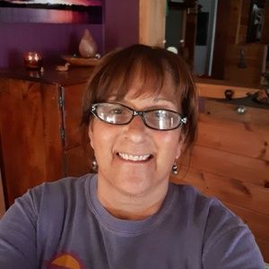 Meet your Posher, Denise